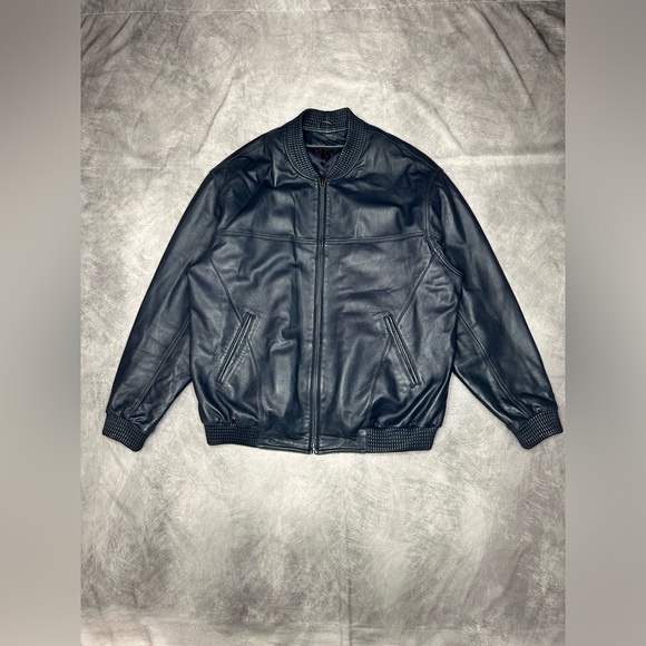 Vintage Leather Jacket blue Men's Biker Moto Style
Condition 10/10
Size: XL - Picture 2 of 10